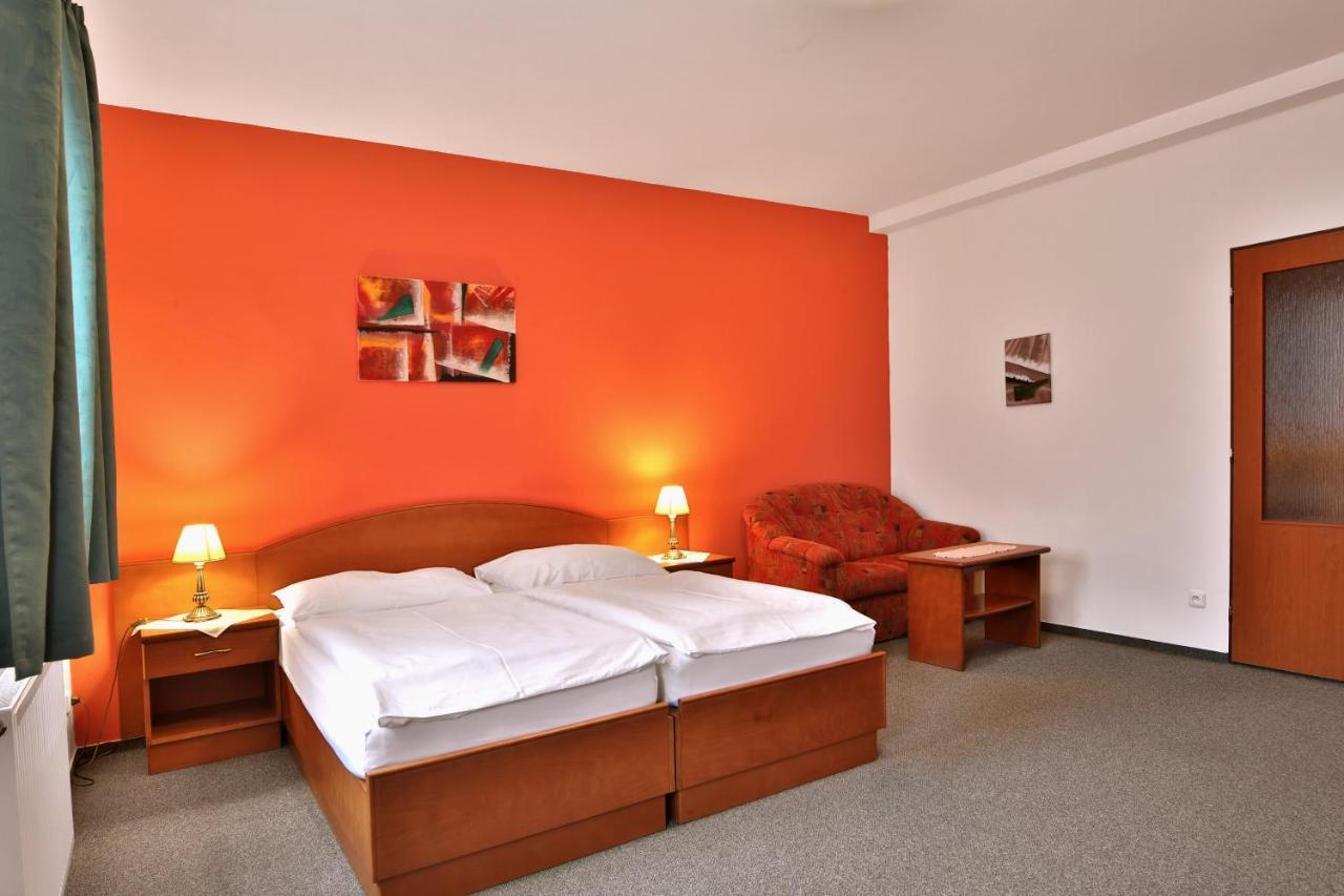 Attic Prag